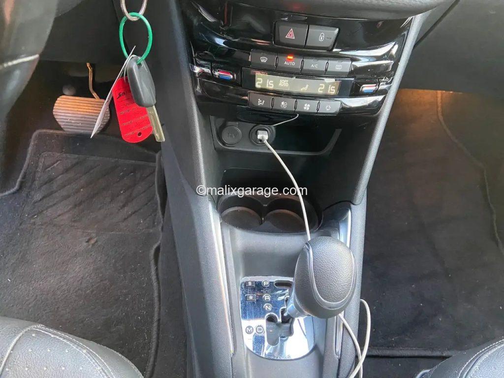 208 1.2 PureTech Allure S&S Peugeot