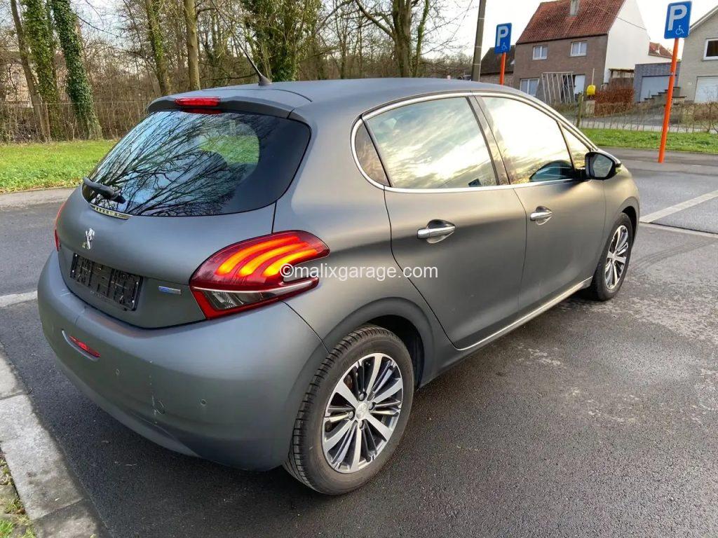 208 1.2 PureTech Allure S&S Peugeot